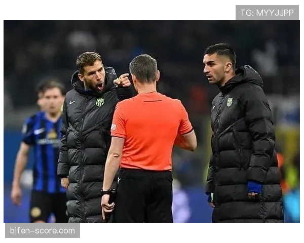 巴萨助教强调控球策略 防范对手反击威胁