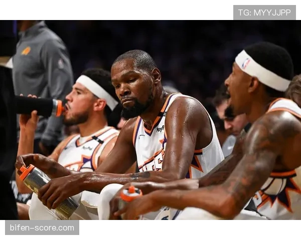 太阳三巨头进攻效率未达预期 防守短板制约成绩