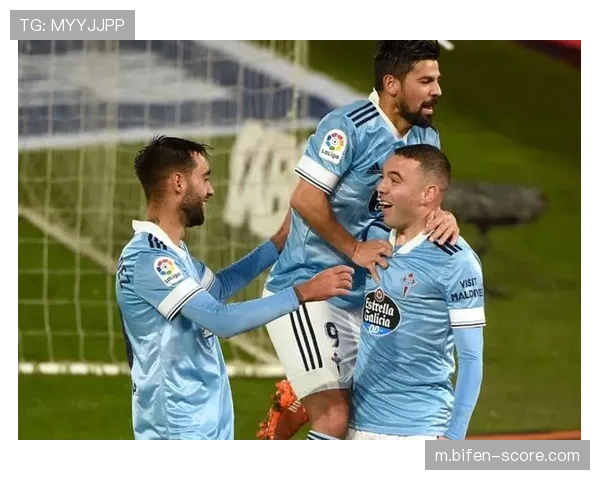 塞尔塔三中卫加双后腰配置 中路防守密不透风克制强敌